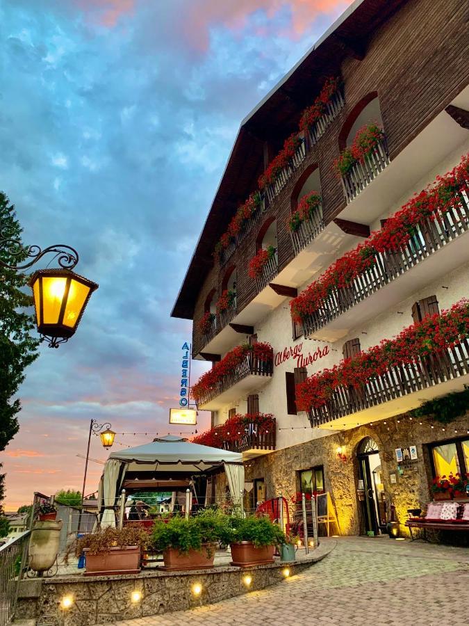 Aurora Hotel Castione della Presolana Buitenkant foto