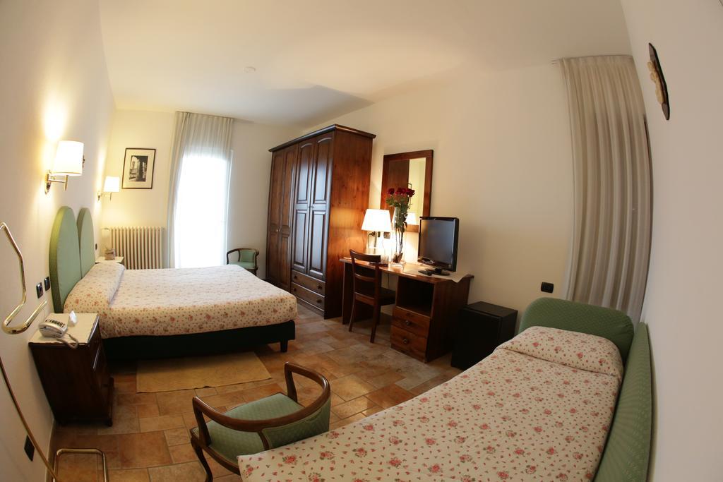 Aurora Hotel Castione della Presolana Buitenkant foto