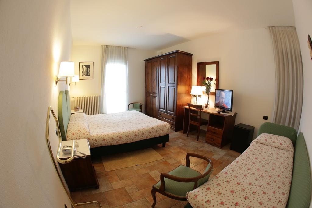 Aurora Hotel Castione della Presolana Buitenkant foto